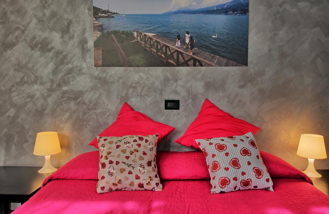 Casa Aurora Self Catering Studio Como Vacanze Buitenkant foto
