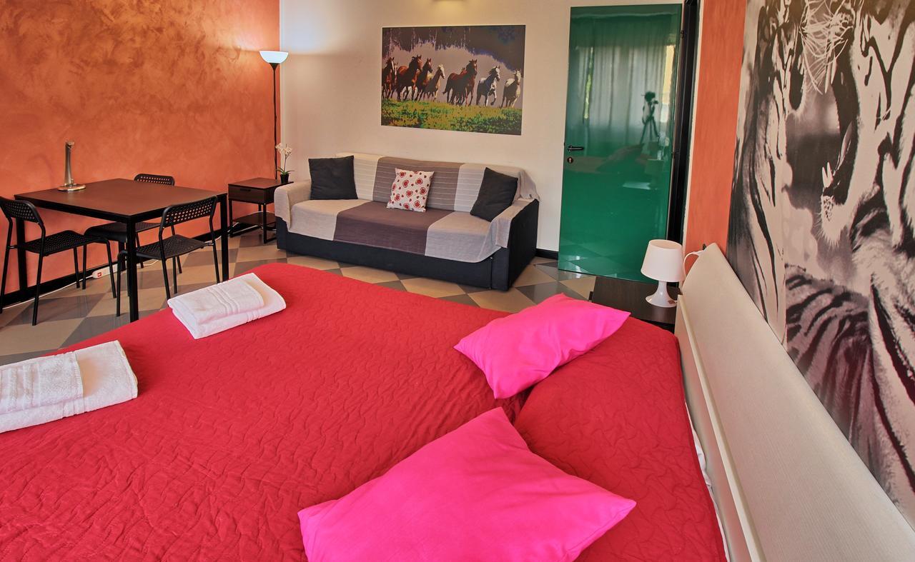 Casa Aurora Self Catering Studio Como Vacanze Buitenkant foto